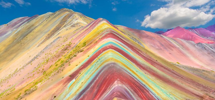 10 ideas originales de escapadas regalo con las que triunfarás Original montaña de sal de colores