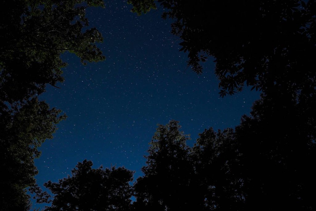 Cielo oscuro en Sierra Norte Gredos