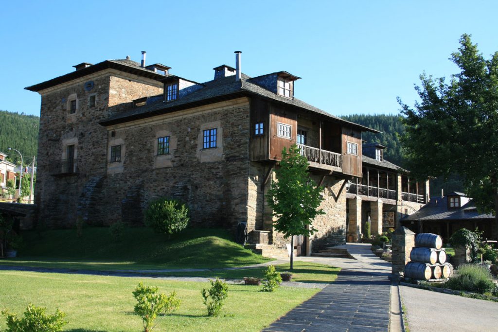 Fachada Hotel Bodega Palacio de Canedo, El Bierzo, León
