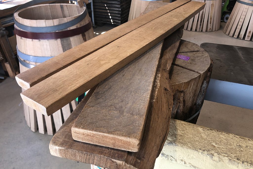 Duela de madera de roble de barrica de bodega de vino