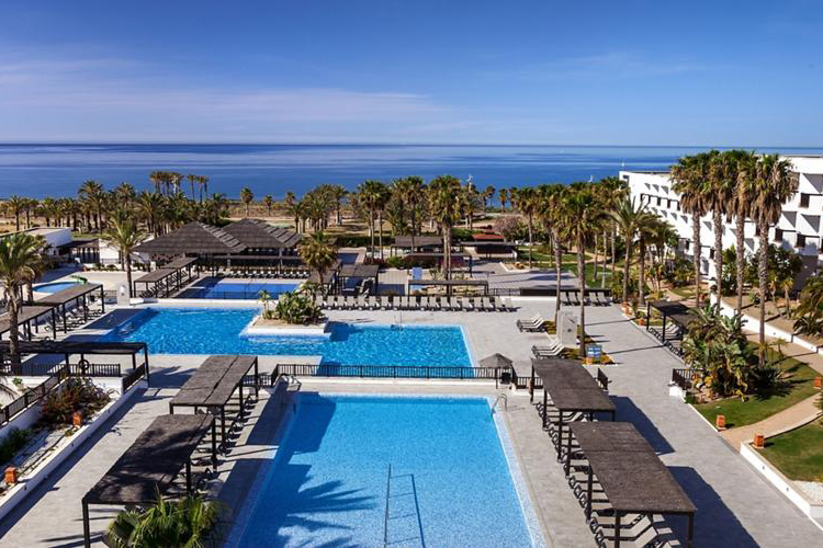 Piscinas de Barceló Cabo de Gata, en Retamar, Cabo de Gata