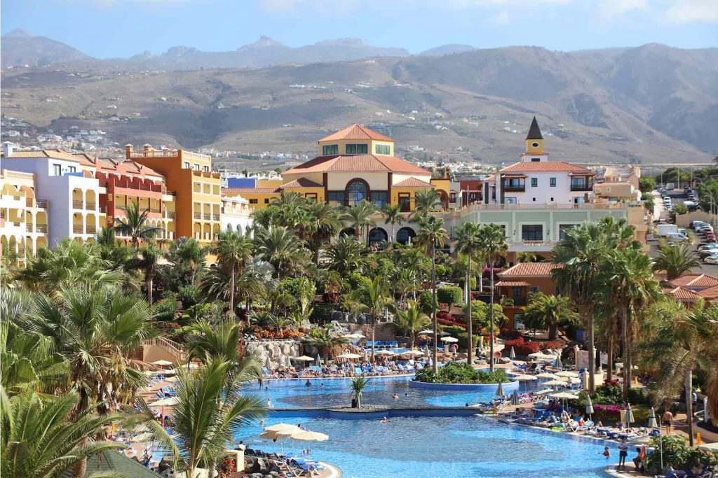 Vista montaña hotel Bahía Príncipe Sunlight Costa Adeje Todo Incluido, en Tenerife