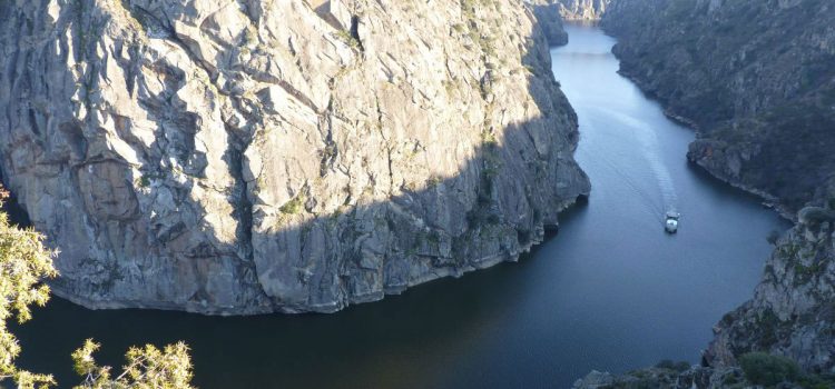 Qué ver en los Arribes del Duero: una joya natural por descubrir Crucero fluvial por los Arribes del Duero