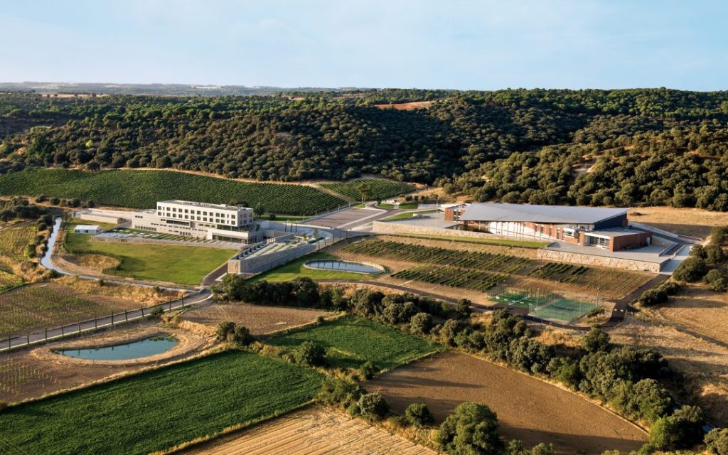 Panorámica complejo enoturístico Valbusenda, Toro, Zamora