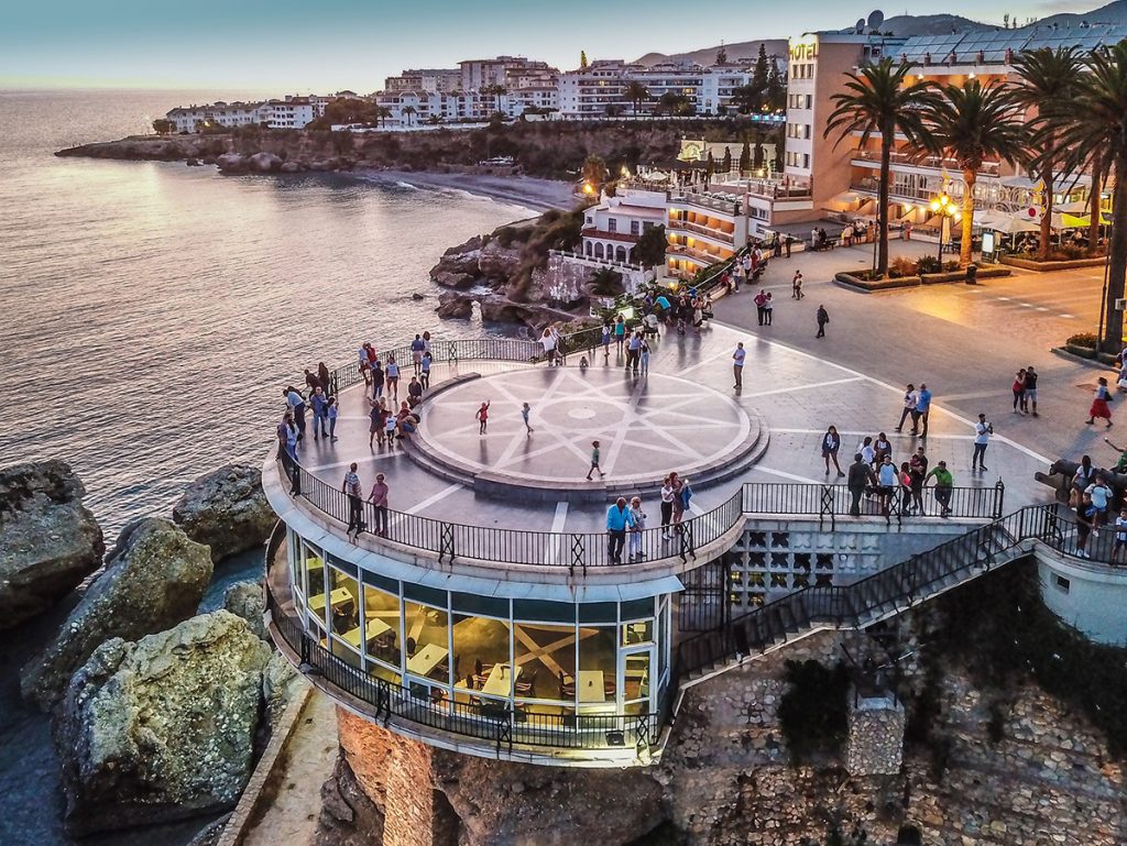 Atardecer en Balcón de Europa, Nerja, Málaga