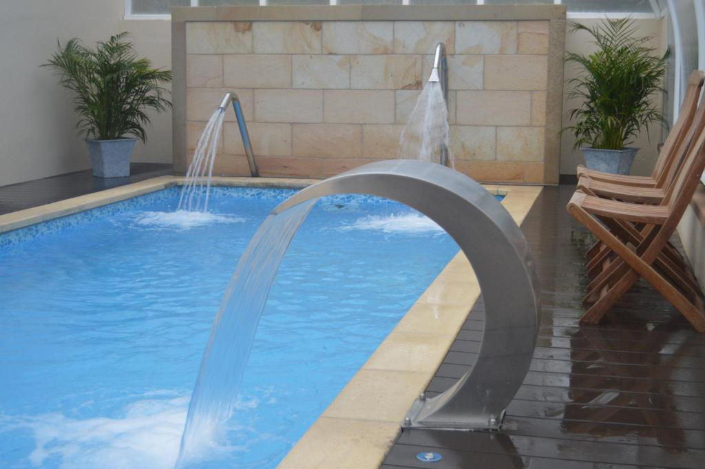 Piscina termal del Balneario de Alceda, Cantabria
