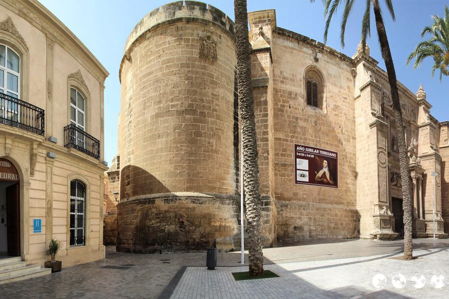 Fachada del Hotel Catedral, Almería ciudad