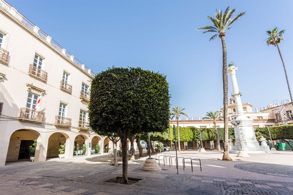 Plaza vieja de Almería ciudad