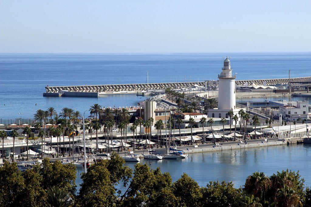 Faro La Farola, puerto de Málaga
