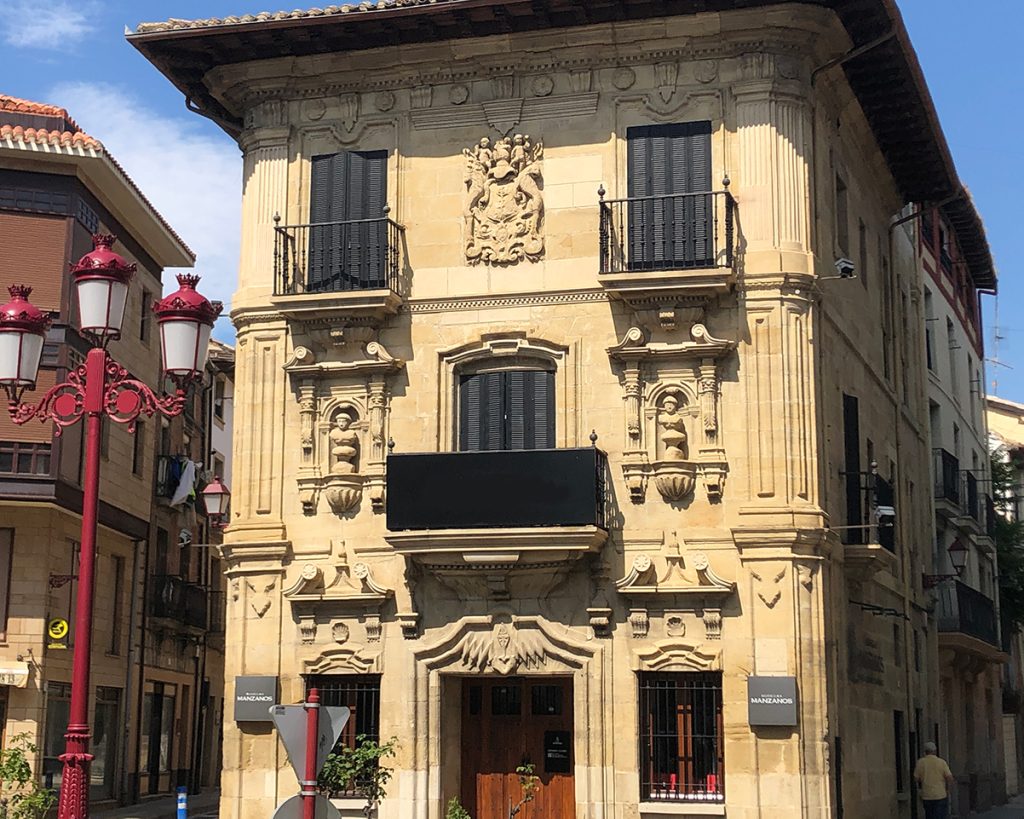 Fachada de Palacio de Tejada en Haro, La Rioja