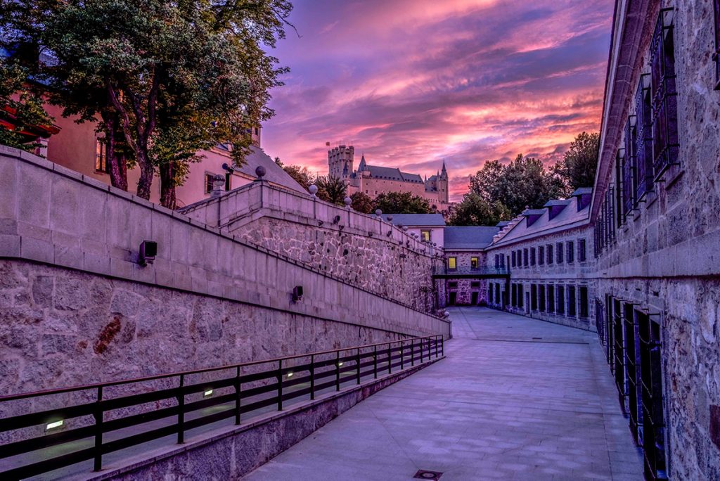 Atardecer en Real Casa de la Moneda, en Segovia