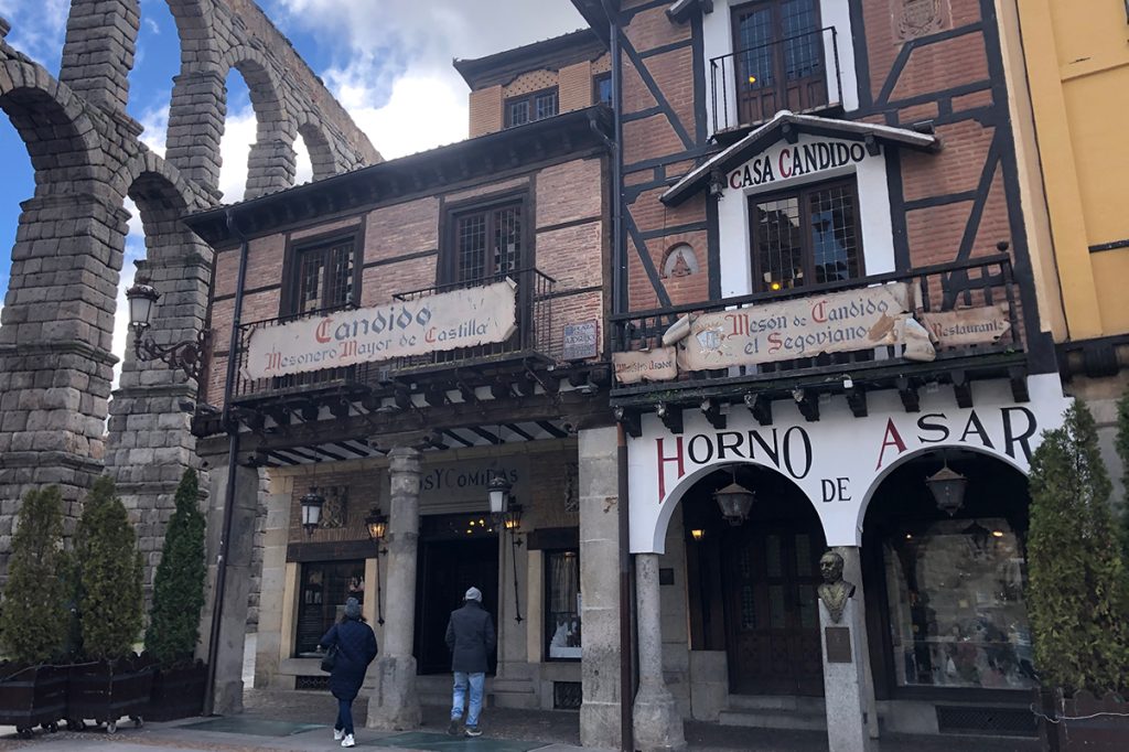 Restaurante mesón Casa Cándido en Segovia