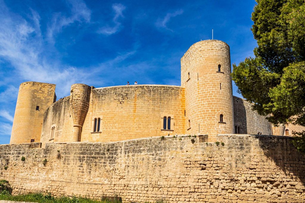 Vista exterior de Castillo de Bellver, en Palma de Mallorca